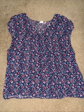 GAP Navy Floral Short-Sleeve Top